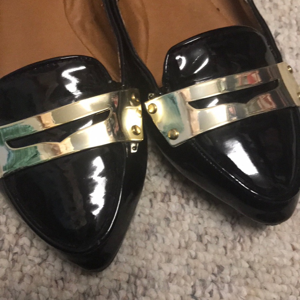 Flats - Picture 3 of 4